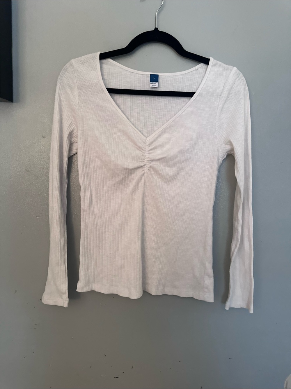 Old Navy White Ribbed V-Neck Long Sleeve Top